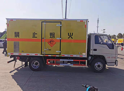 龙马潭爆破器材运输车