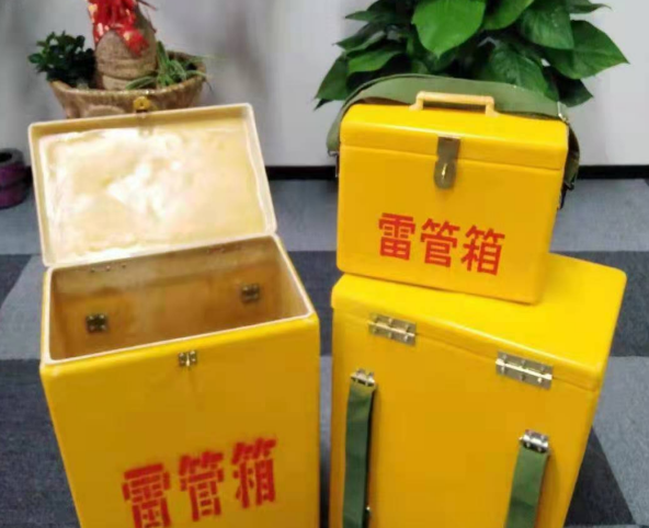 龙马潭玻璃钢雷管箱有哪些特点
